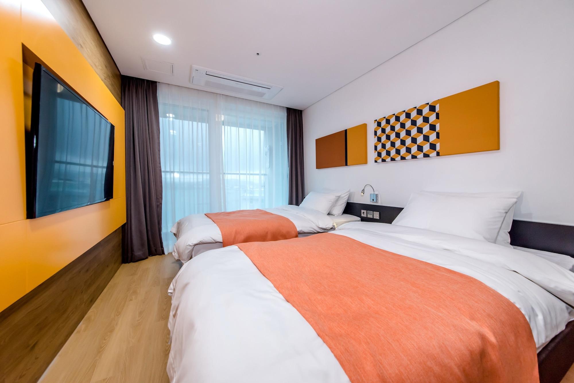 Co-Op City Hotel Seongsan Seogwipo Esterno foto
