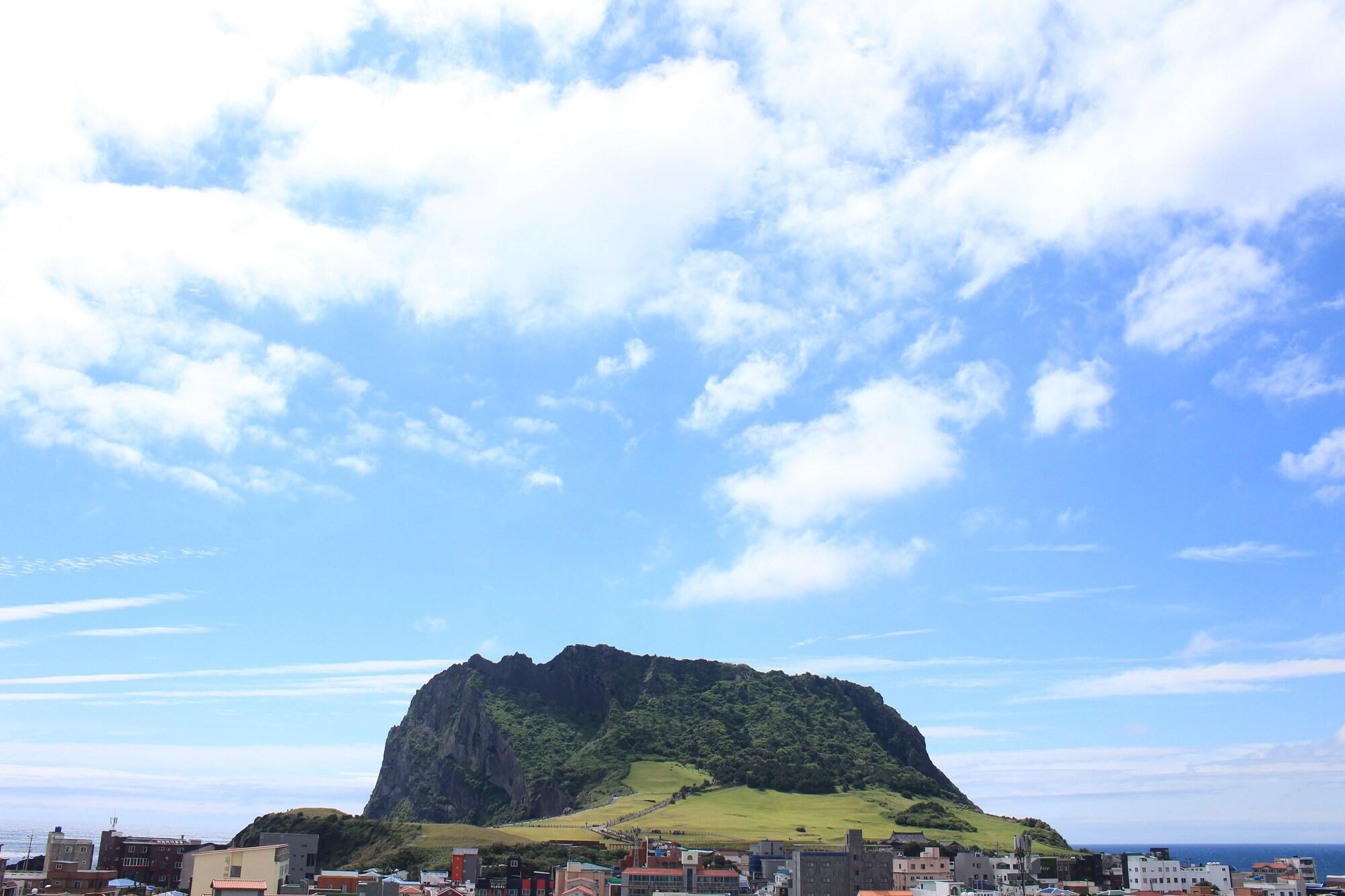 Co-Op City Hotel Seongsan Seogwipo Esterno foto
