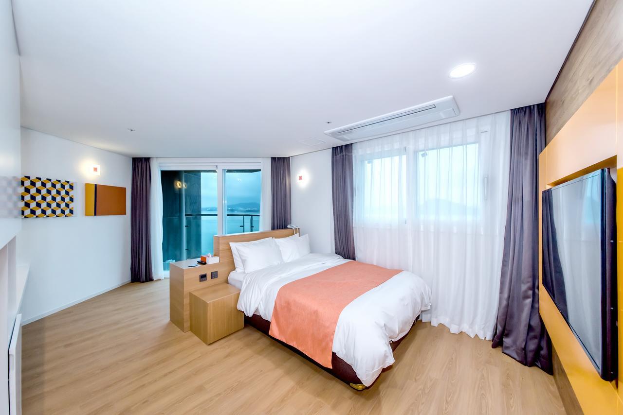 Co-Op City Hotel Seongsan Seogwipo Esterno foto