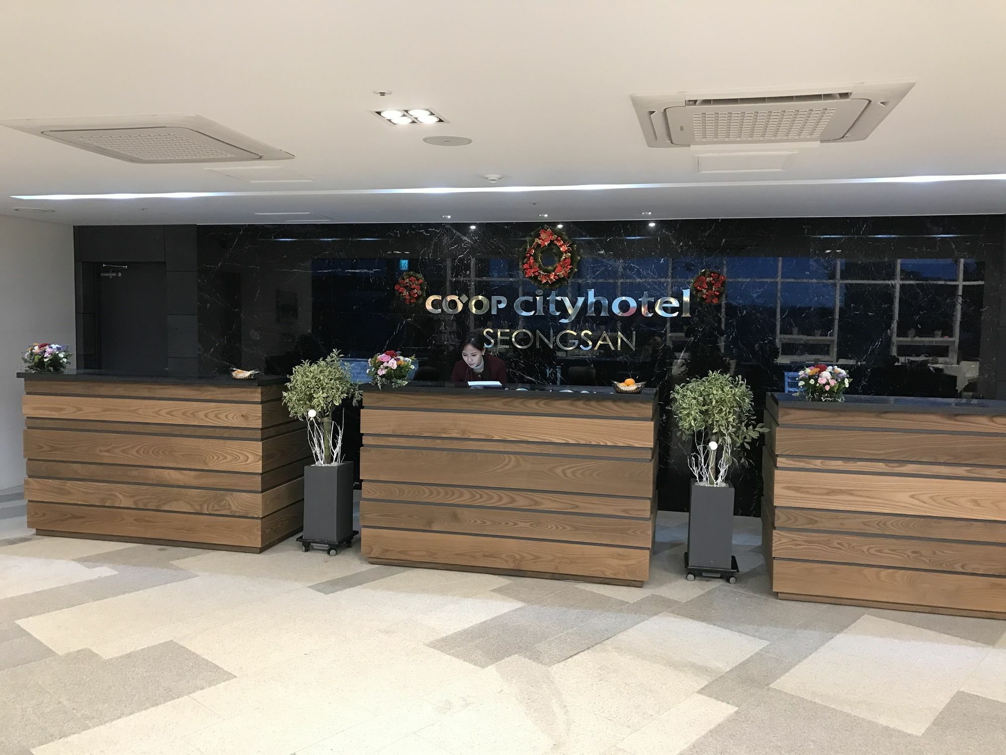 Co-Op City Hotel Seongsan Seogwipo Esterno foto